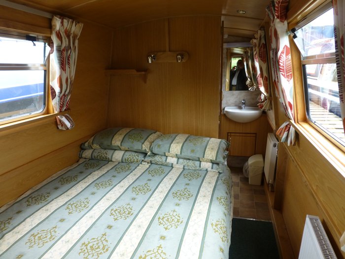  Explorer 2 Bedroom (looking Aft) 